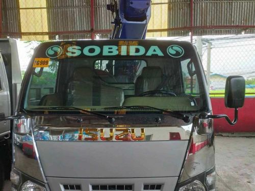 Isuzu sobida isuzu elf nkr manlifter n-series canter 300 series tornado in Philippines