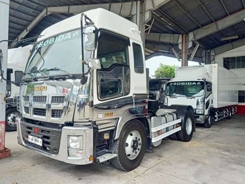 Isuzu giga sobida reconditioned surplus 4x2 6-wheeler tractor heas bb 88 series in Philippines