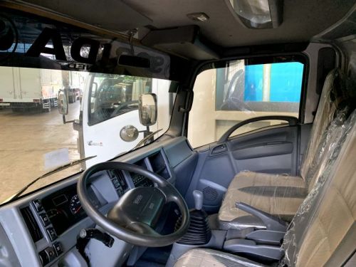 Isuzu sobida reconditioned elf nqr surplus dump truck n-series canter 300 series tornado in Philippines