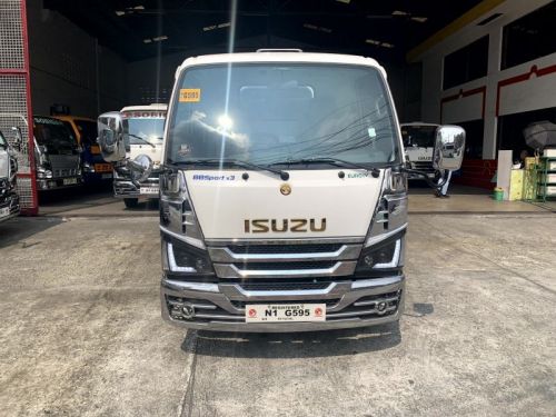 Isuzu elf nkr multi utility vehicle (muv) in Philippines