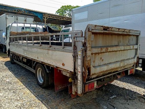 Isuzu Elf Dropside Cargo Truck | New Model | Aluminum Sidings  TRUCK FOR SALE!  in Philippines