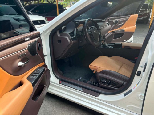 Lexus ES350 in Philippines