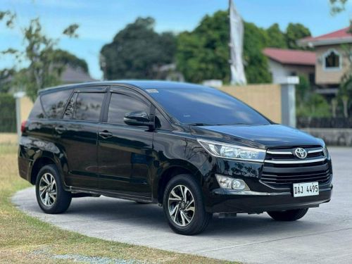 Toyota Innova E in Philippines
