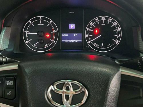 Toyota Innova E in Philippines