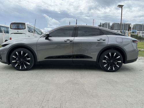Toyota CROWN TURBO DUAL BOOST HYBRID in Philippines