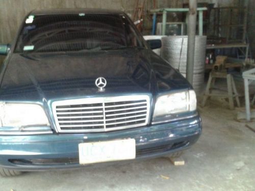 Mercedes-Benz c220 in Philippines