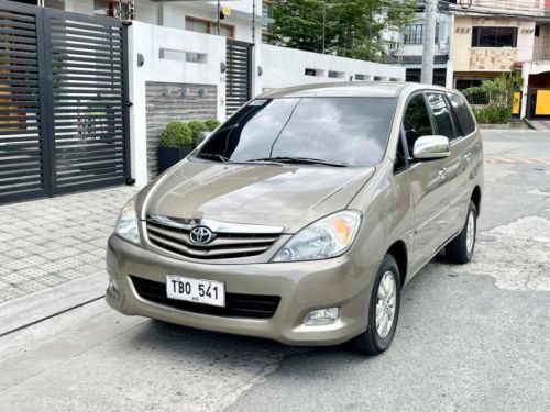 Toyota Innova G A/T in Philippines
