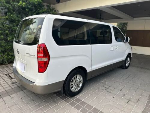 Hyundai GRAND STAREX GL in Philippines