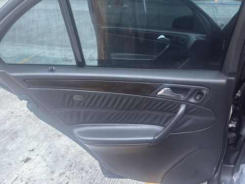 Mercedes-Benz C32 AMG Kompressor in Philippines