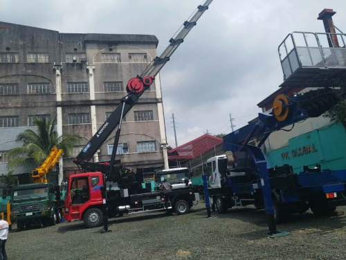 Daewoo MANLIFT TRUCK in Philippines
