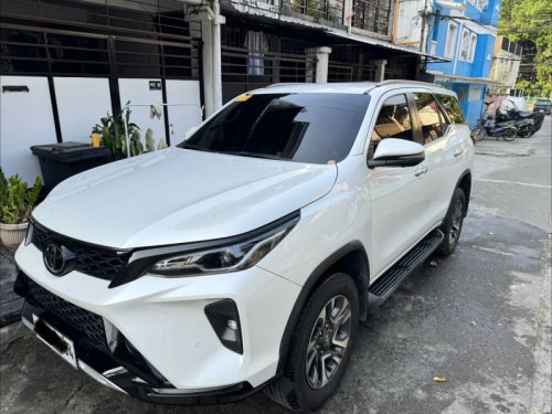 Pre-owned Toyota Fortuner Q model for sale in 