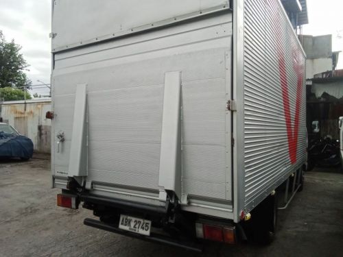 Isuzu GIGA ALUM CLOSEVAN 2004 in Philippines