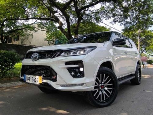Toyota Fortuner V A/T in Philippines