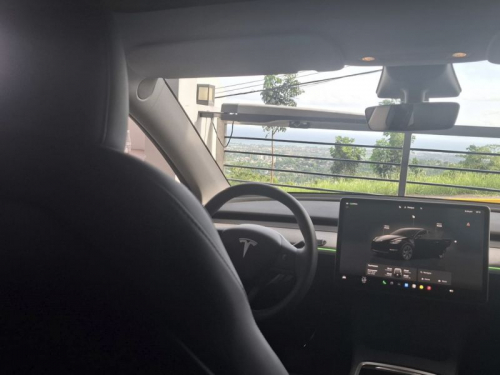 TESLA Y in Philippines