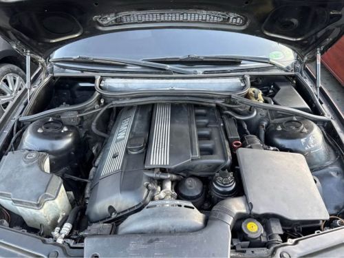 BMW 325i in Philippines