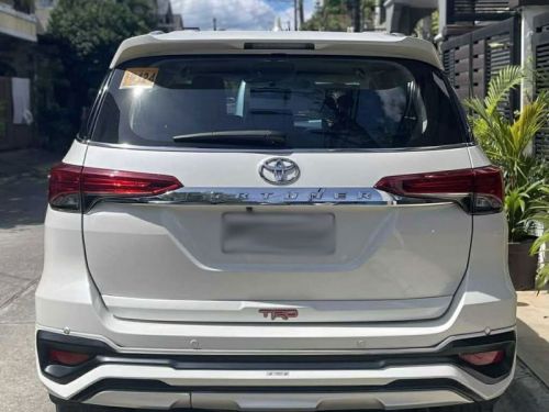 Toyota FORTUNER V in Philippines