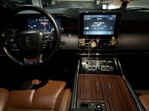 Lincoln Navigator v6 in Philippines