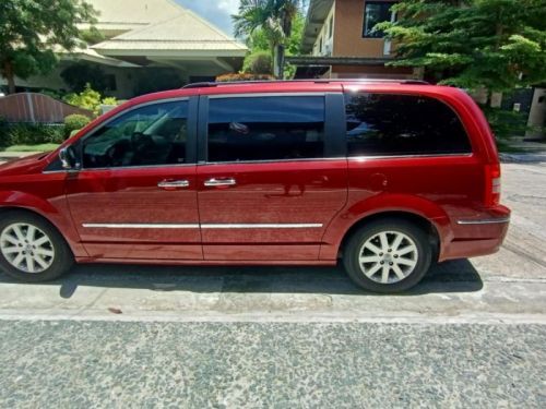 Chrysler TOWN AND COUNTRY in Philippines