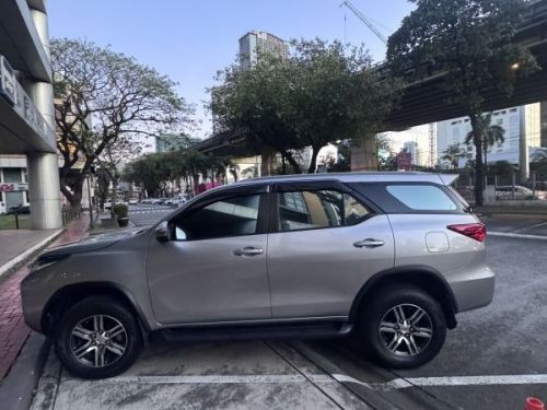 Toyota Fortuner 2.4 G A/T in Philippines