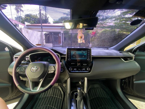 Toyota Corolla Cross 1.8L V HEV CVT in Philippines