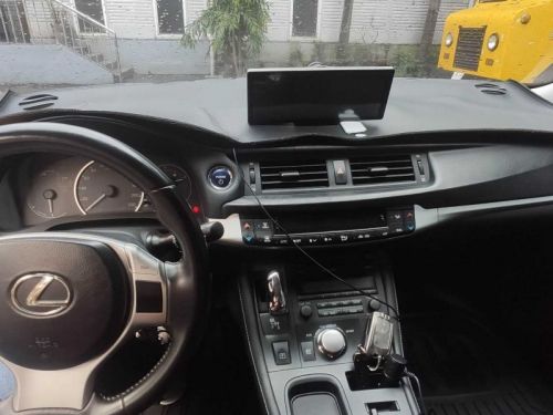 Lexus CT200H  in Philippines